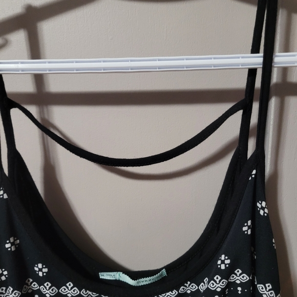 Handkerchief patterned top - Picture 2 of 3